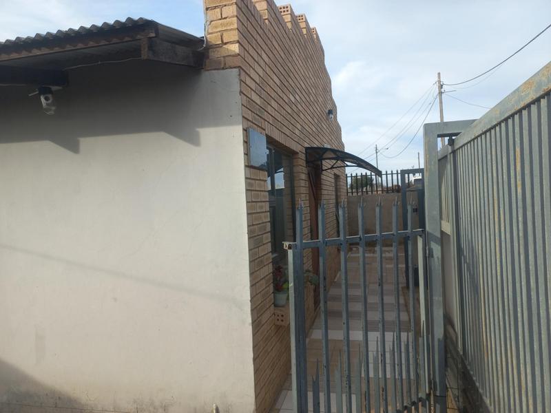 4 Bedroom Property for Sale in Aloevale Eastern Cape